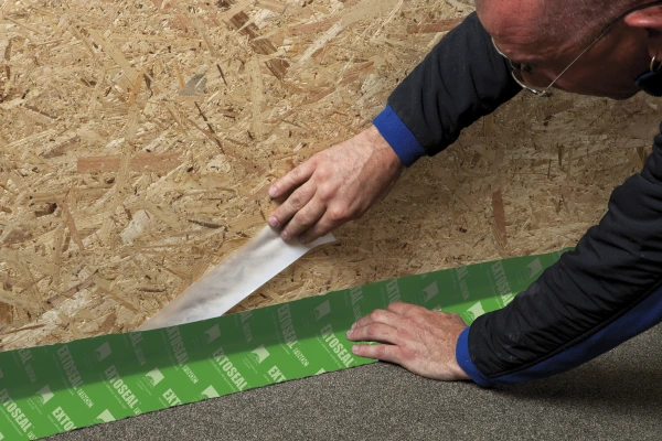 Extoseal Finoc has 2 separate release papers for easy, effective installation