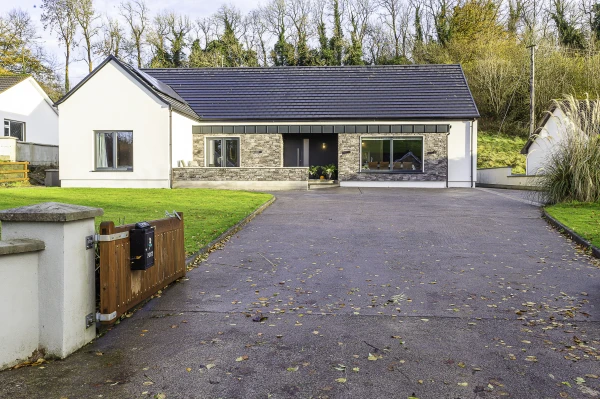 1970s Bungalow Surpasses EnerPHit standards