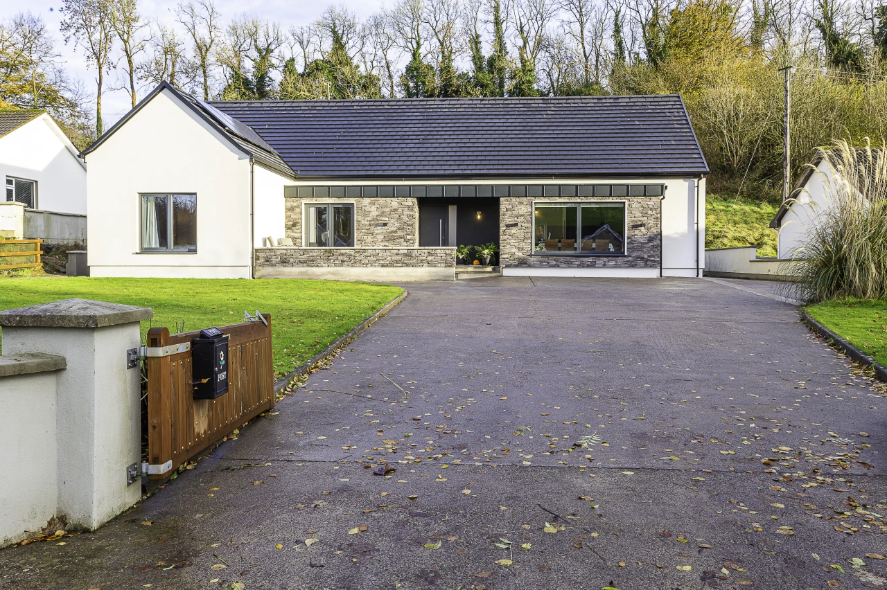 1970s Bungalow Surpasses EnerPHit standards