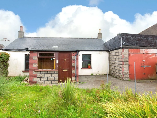 Cottage in Beaumont, Dublin, before external application of Diasen Diathonite Thermactive